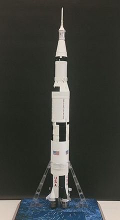 サターンV型ロケット